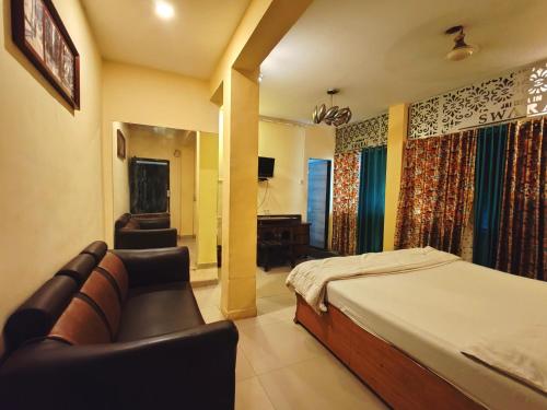 TV/trung tâm giải trí tại Hotel Swaraj