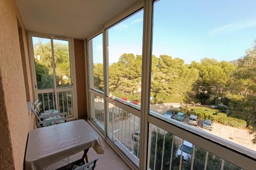 Apartment with balcony near beach