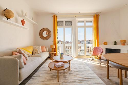 Splendide 80m2 - 2 Chambres - 5,10min Plages & Gare & Palais des Festivals - Air conditionné