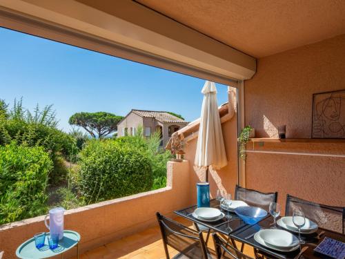 Apartment Les Coteaux de la Nartelle-26 by Interhome