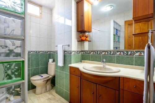 313 Eden Parking WI FI and Swimming Pool