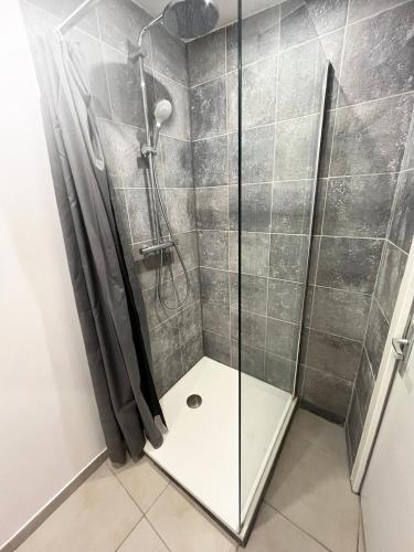 Grand Studio Cannes - 5min Plages & Gare & Palais des Festivals - Climatisation