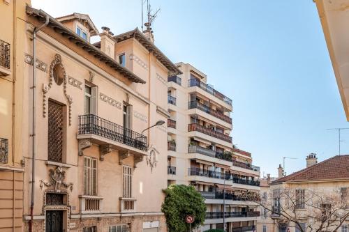 Grand Studio Cannes - 5min Plages & Gare & Palais des Festivals - Climatisation