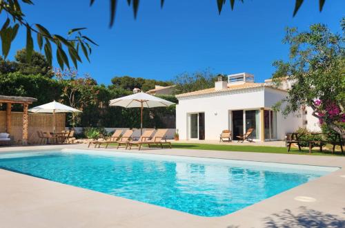 Casa Monzonea