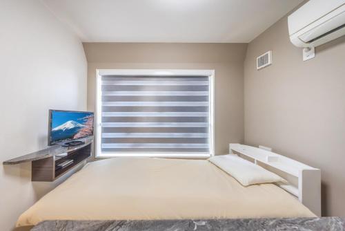 401 Direct to Narita Haneda 5-minute walk from Keikyu Kamata Station with kitchen, ideal for telework, apartment