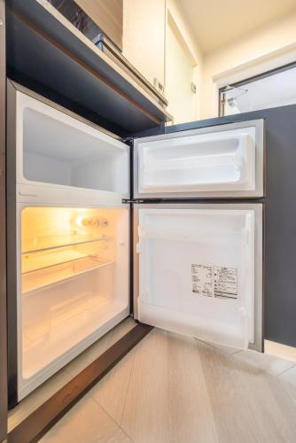 402 Direct access to Narita Haneda 5-minute walk from Keikyu Kamata Station with kitchen, ideal for telework, apartment