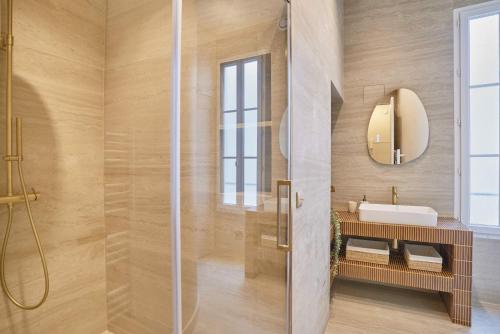 Charming Apartment in the Center of Paris