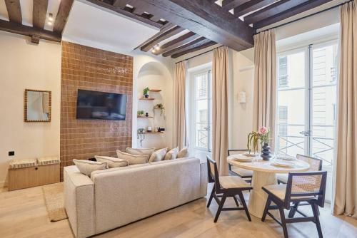 Charming Apartment in the Center of Paris
