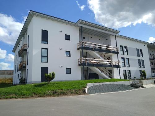 Το κτήριο όπου στεγάζεται  το διαμέρισμα