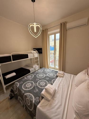 HV Mattonelle Naples center