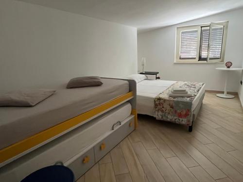 Afbeelding uit fotogalerij van Aves Flat in Altavilla Silentina