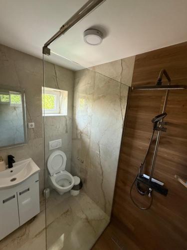 Un baño de Carigradski Drum Residence