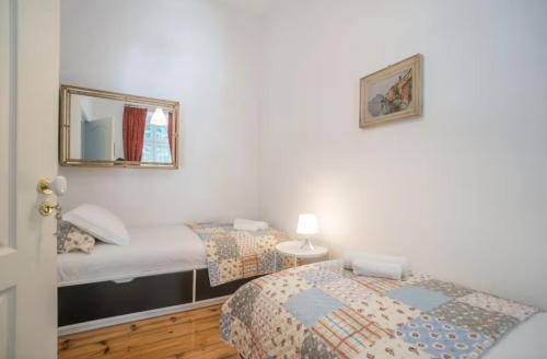 3 Bedroom Apartment in Sacadura Cabral