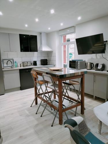 Apartment 300m from the beach