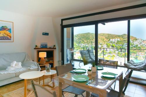WELCS DUPLEX 279 EMP con vista al mar