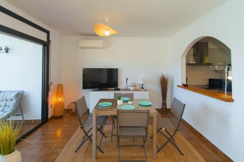 WELCS DUPLEX 279 EMP con vista al mar
