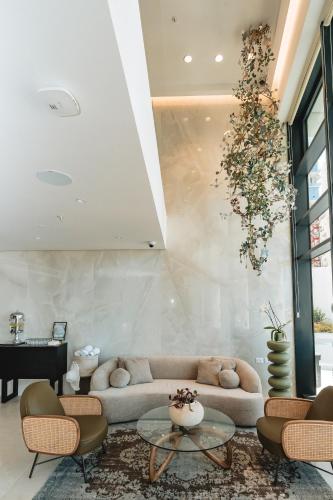 Zona de estar de מלון אלמרה Almera Hotel