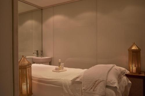 Milestone Hotel Kensington photo 82