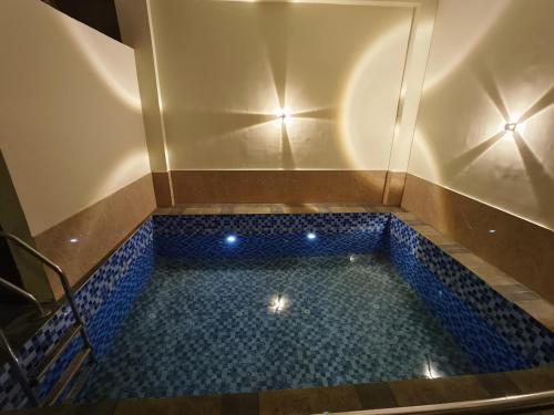 Gambar di galeri bagi AH South Lavish 4BHK w Private Pool di Jaipur