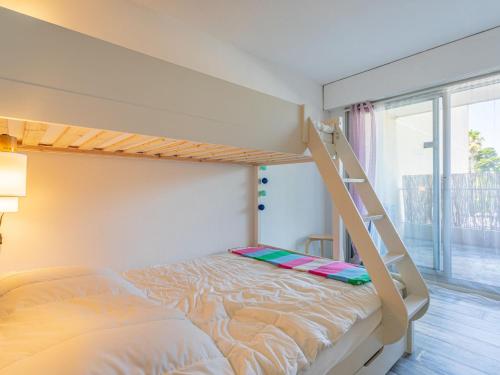 Apartment Port de La Gavine-33 by Interhome