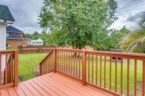 Galería fotográfica de 3-Story Home with Private Backyard in Florence! en Florence