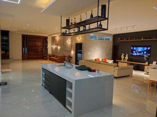 Μια τηλεόραση ή/και κέντρο ψυχαγωγίας στο Luxury Home - COP30