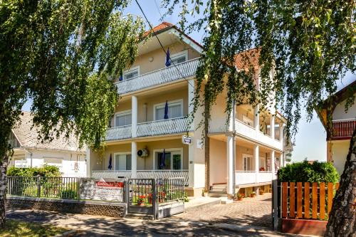 Família Szabó Vendégház