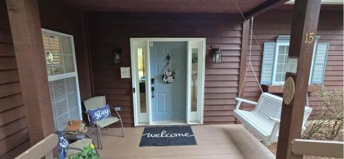 Kép Sapphire Valley Cabin - Many Resort Amenities szállásáról Sapphire-ben a galériában