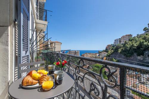 SERRES - 1 ER ETAGE - Agréable appartement - Frontière Monaco - Vue Mer