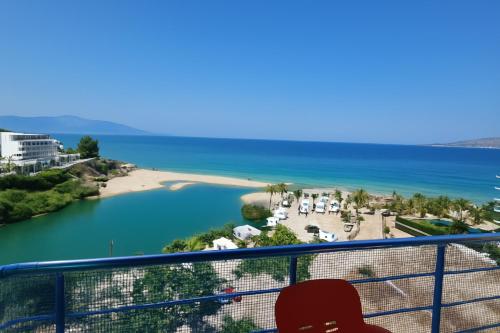 Breeze Sea View Studio