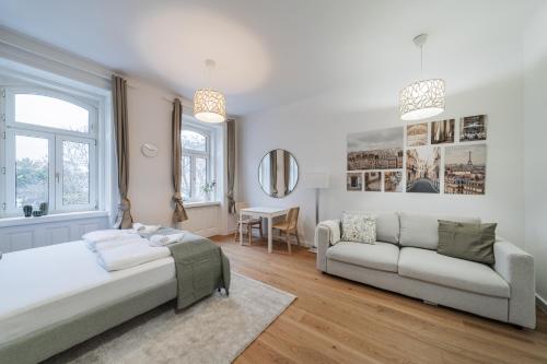 Central Vienna 12th District Apartment