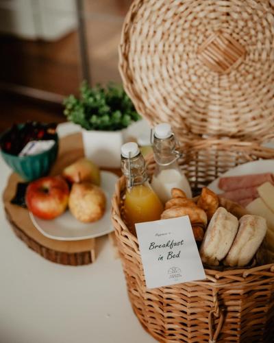 Mad på pensionatet eller i nærheden