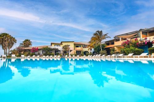 Πισίνα στο ή κοντά στο Porto Antigo Hotel BB