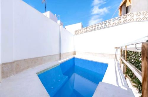 Piso Trianero con Piscina Privada