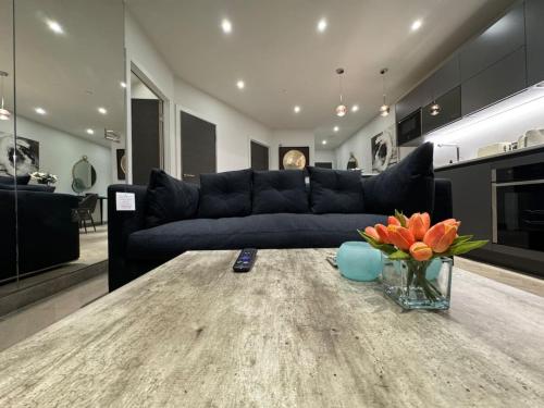 Una cocina o cocineta en Stunning Reading Centre Apt - 1BR, 1 BA - F14