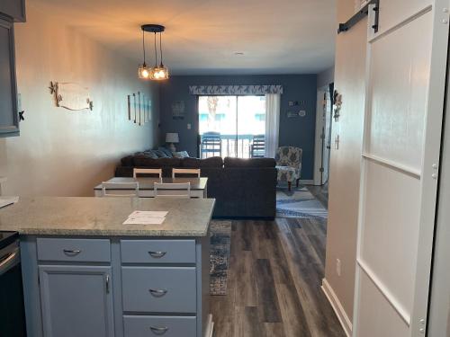 Gambar di galeri bagi Lani Kai Village 118 by ALBVR - Great location, space and rates! Book today!!! di Gulf Shores
