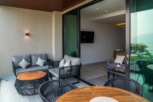 Nimue Marina Residenceにあるテレビまたはエンターテインメントセンター