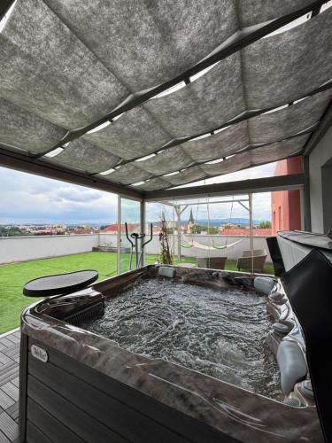 Fotografie z fotogalerie ubytování Penthouse - Kosmonautů Street v destinaci Karlovy Vary