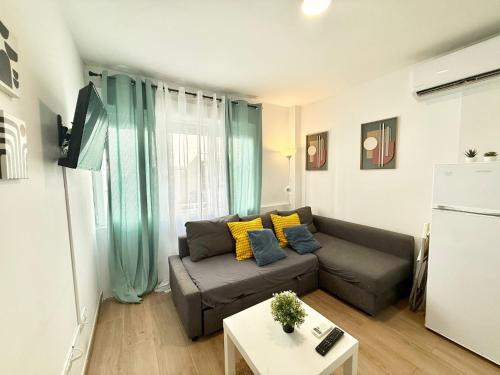 Metro Avenida de America 04 AMCH Hospedaje