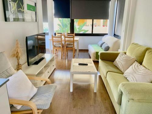 Acogedor Apartamento Playa los Álamos ,Torremolinos !