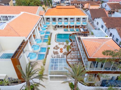 Kolam renang di atau dekat dengan SDesign Paraty Hotel
