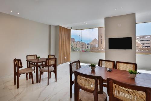 TV i/ili zabavni centar u objektu Khattab Pyramids Hotel