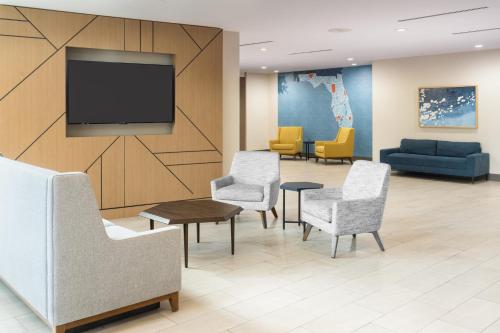 Holiday Inn Express Miami Airport-Blue Lagoon Area by IHG photo 74