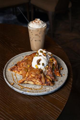 Mad på resortet eller i nærheden