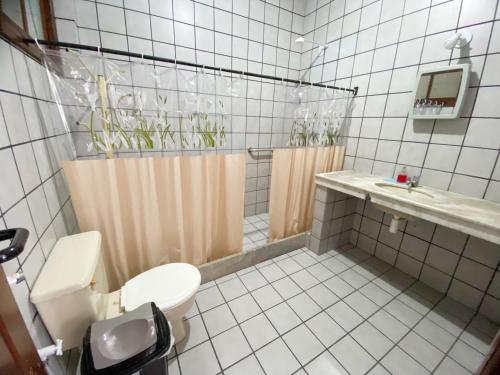 Ένα μπάνιο στο Hostel Terra Mãe