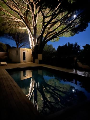 Villa 4 personnes U Pinu, piscine partagée, 6 kms de porto vecchio