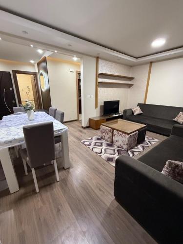 2 beds apartment just renovated in the heart of Madinaty families or singles