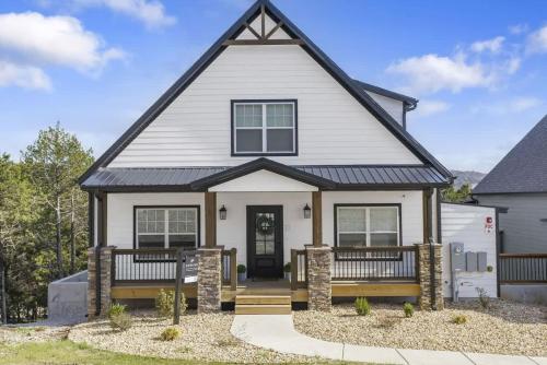 Το κτήριο όπου στεγάζεται  η παραθεριστική κατοικία