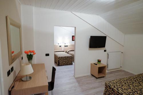 Gallery image of Hotel Monte Cimone in Caldonazzo