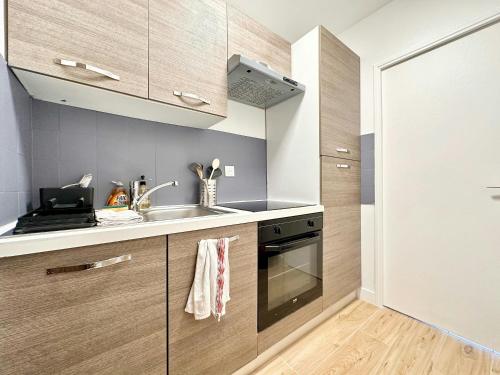 50 des plages Jolie studio centre juan les pins